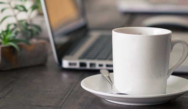 Apakah Minum Kopi Aman untuk Kesehatan Tulang?